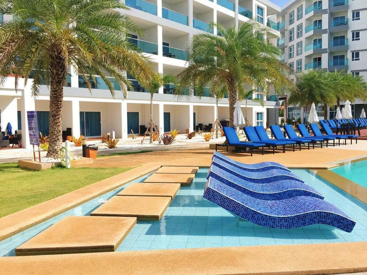 GrandBlue Condominium By Dirk Mae Phim Exterior foto